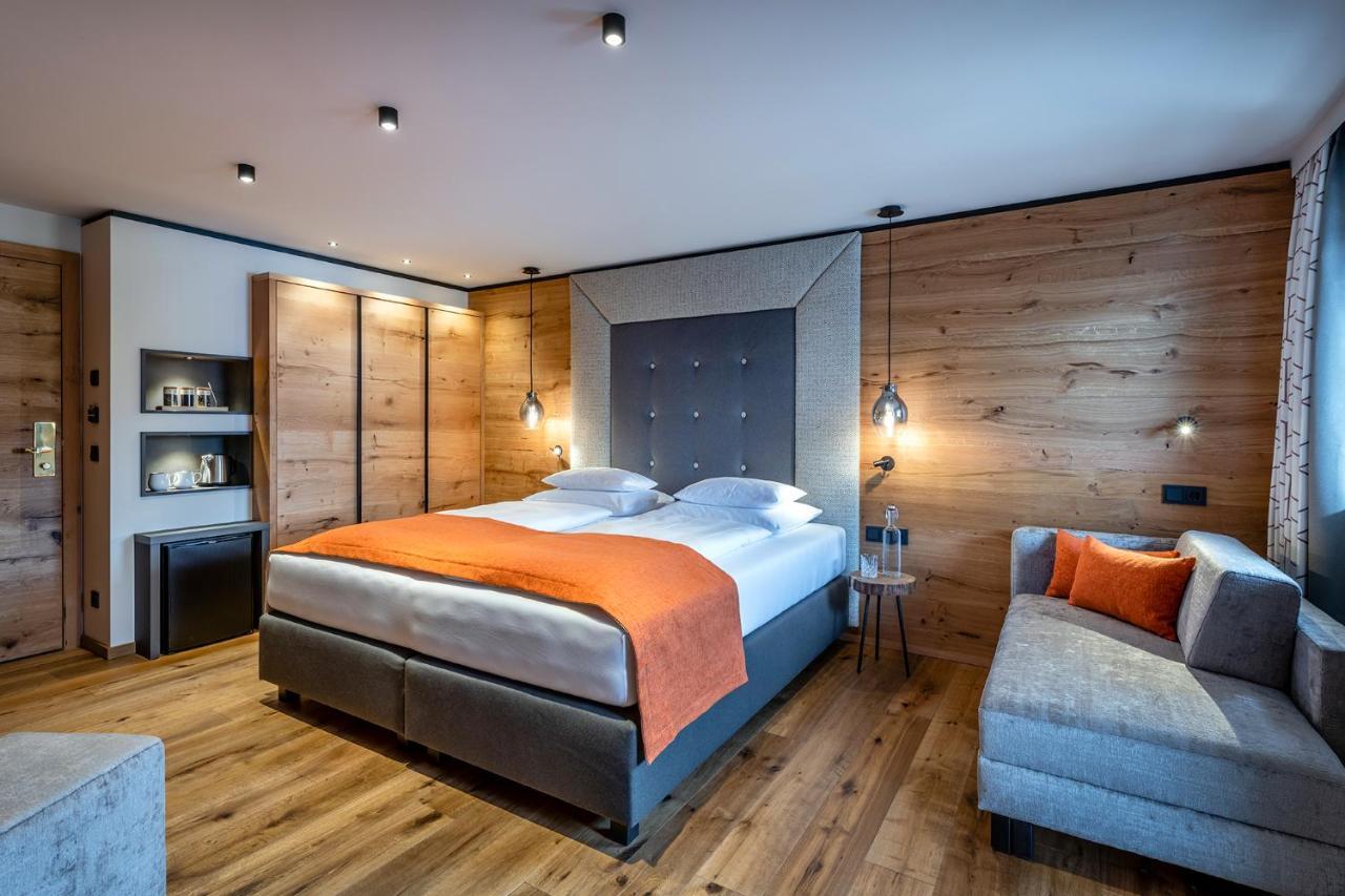 Hotel Das Zwoelferhaus ซาลบาคฮินเทอร์เกลมม์ ภายนอก รูปภาพ