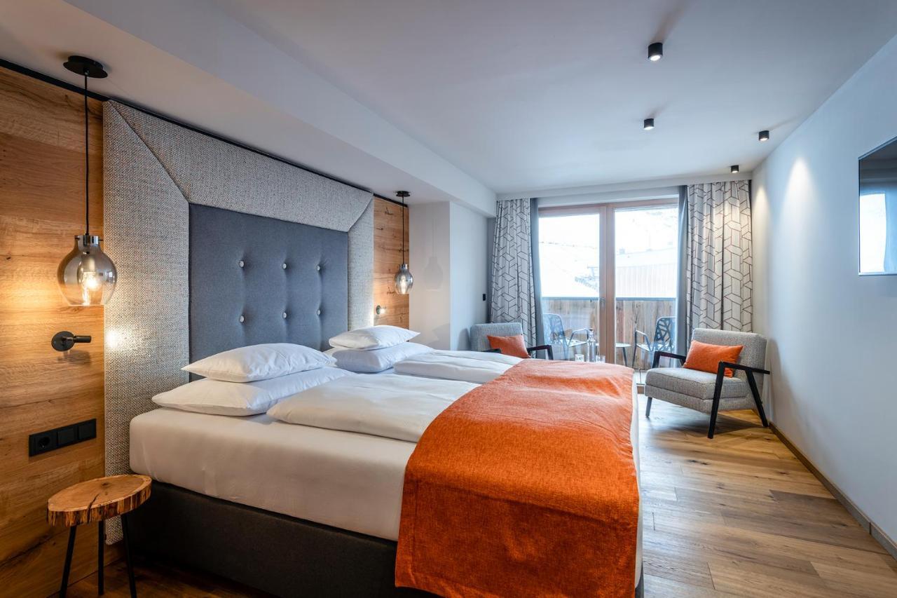 Hotel Das Zwoelferhaus ซาลบาคฮินเทอร์เกลมม์ ภายนอก รูปภาพ