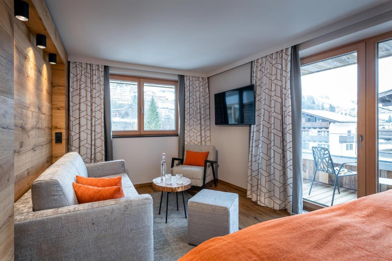 Hotel Das Zwoelferhaus ซาลบาคฮินเทอร์เกลมม์ ภายนอก รูปภาพ